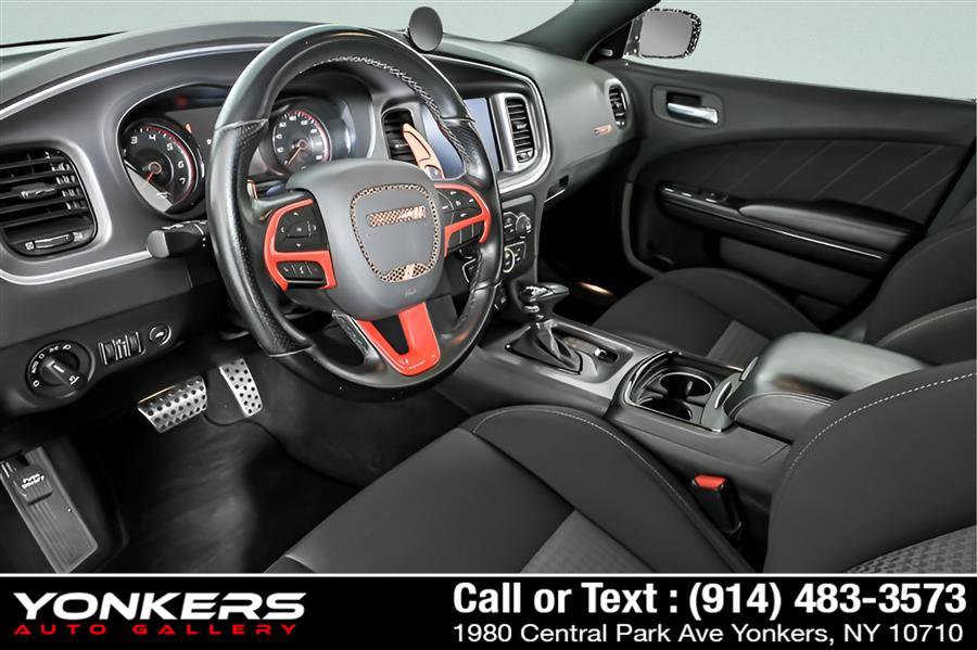 Used 2021 Dodge Charger R/T w/ Blacktop Package image 7