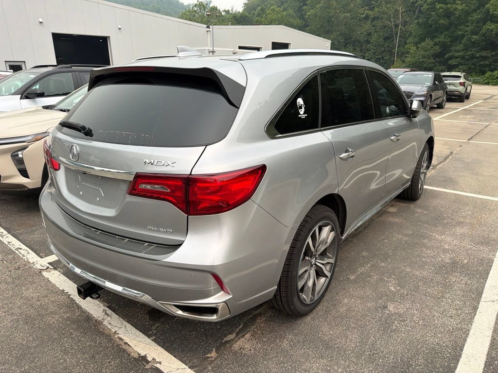 Used 2020 Acura MDX SH-AWD w/ Advance Package image 2