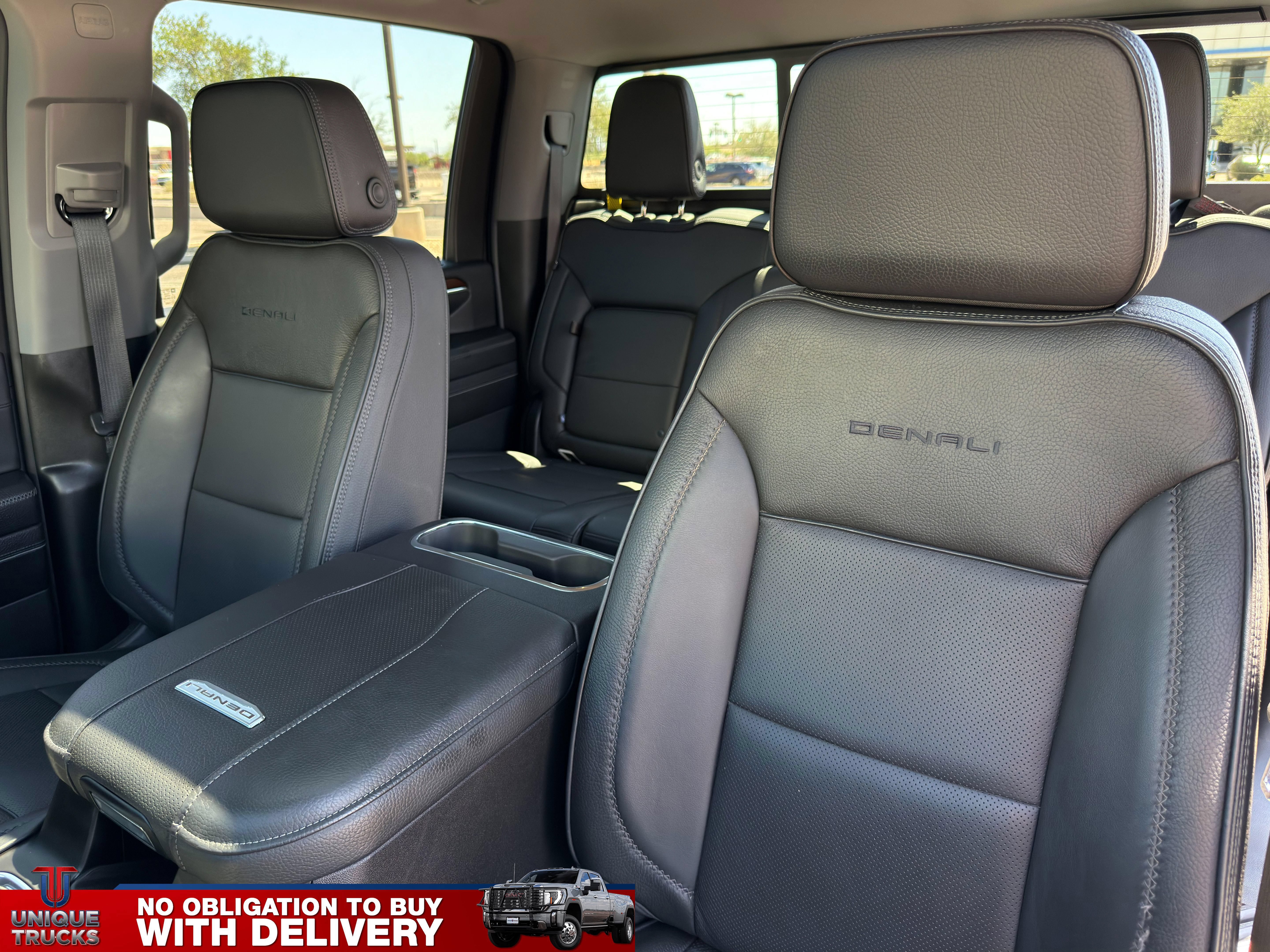 Used 2024 GMC Sierra 3500 Denali w/ Denali Reserve Package AWD/4WD image 19