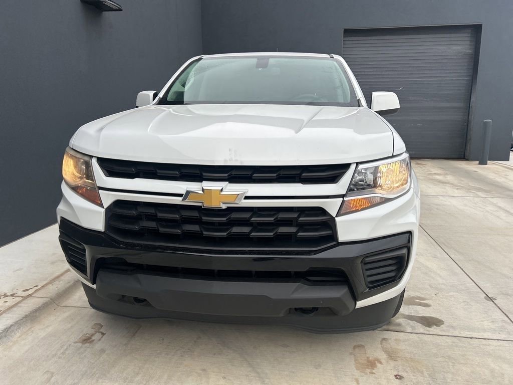 Used 2022 Chevrolet Colorado W/T w/ Custom Special Edition AWD/4WD image 2