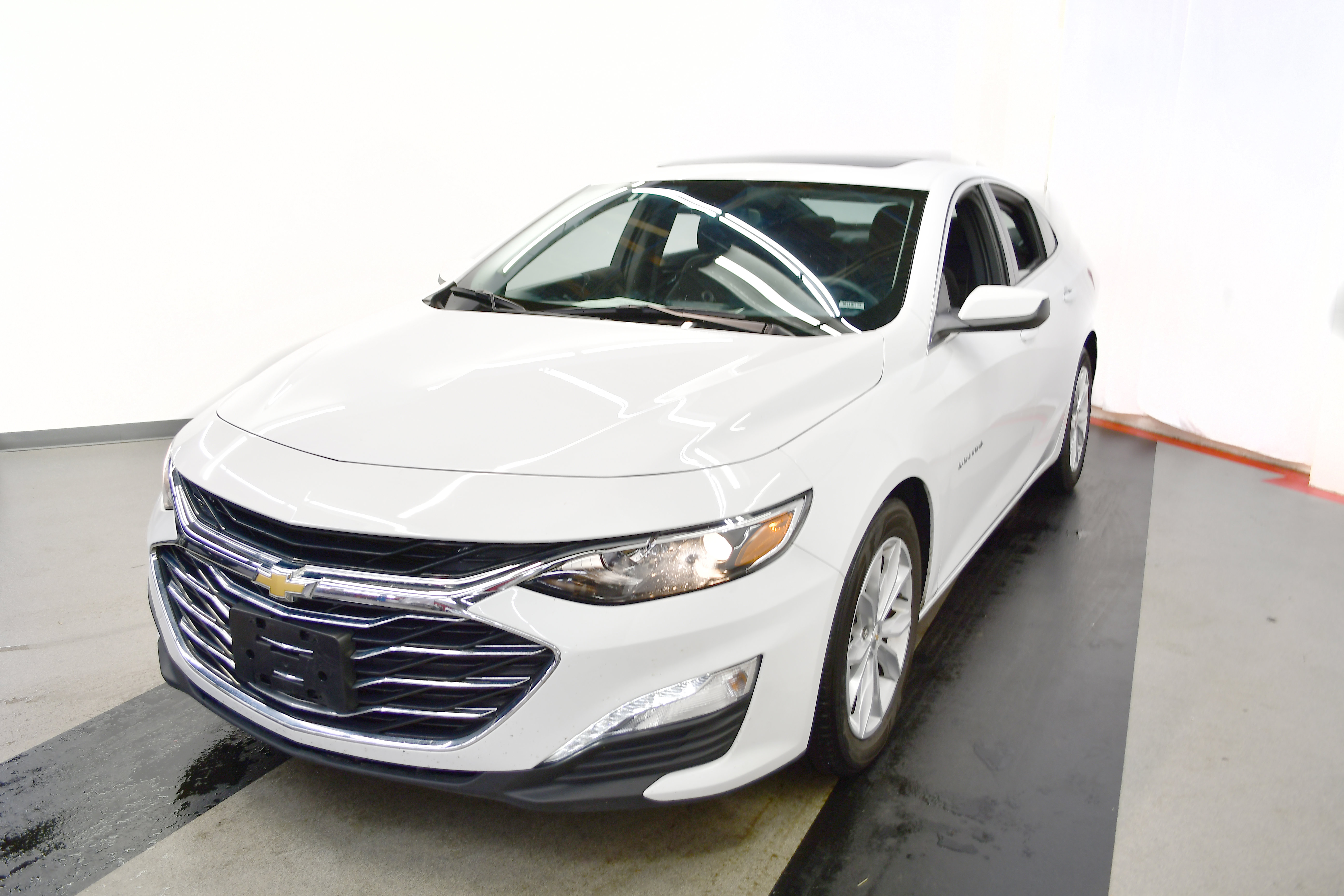 Used 2024 Chevrolet Malibu LT image 7