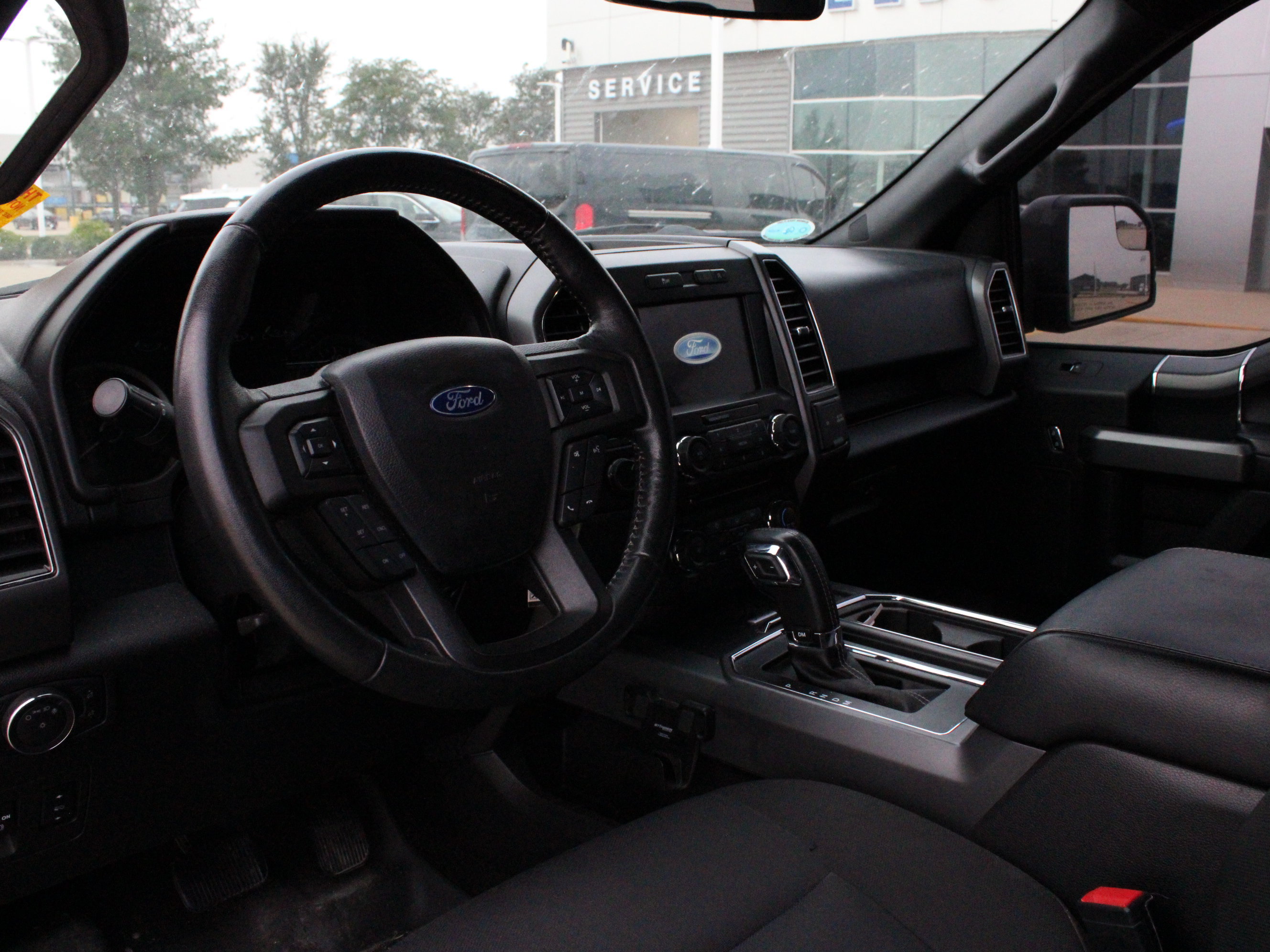 Used 2018 Ford F150 XLT w/ Equipment Group 302A Luxury AWD/4WD image 8