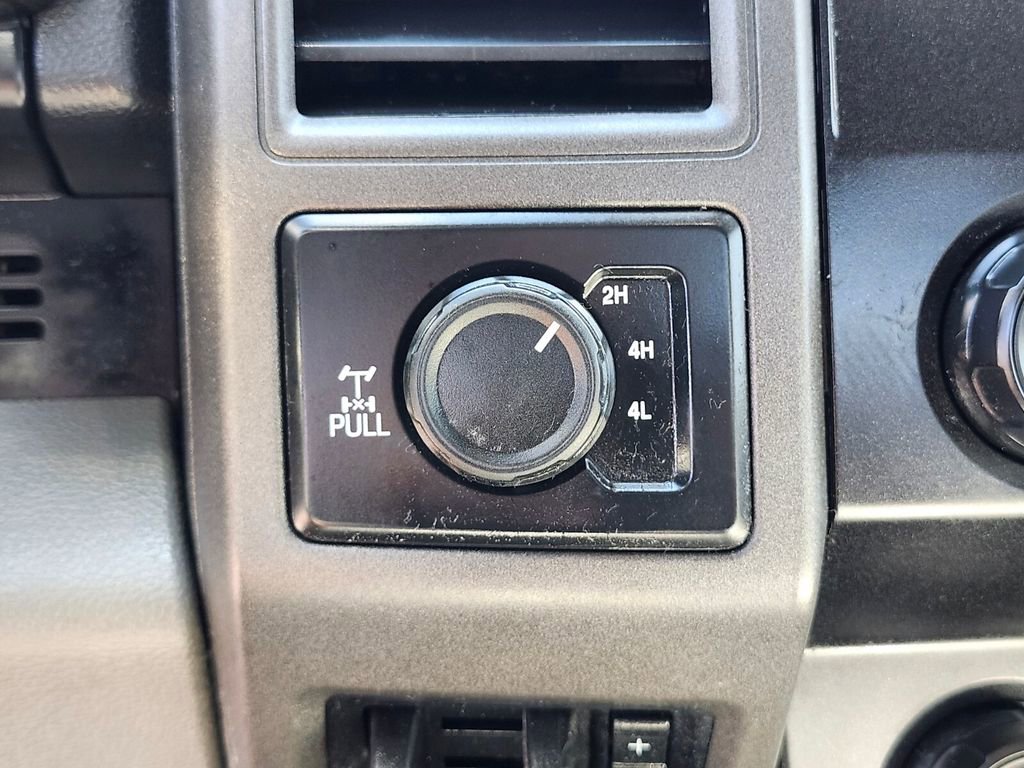 Used 2021 Ford F250 XL w/ STX Appearance Package AWD/4WD image 16