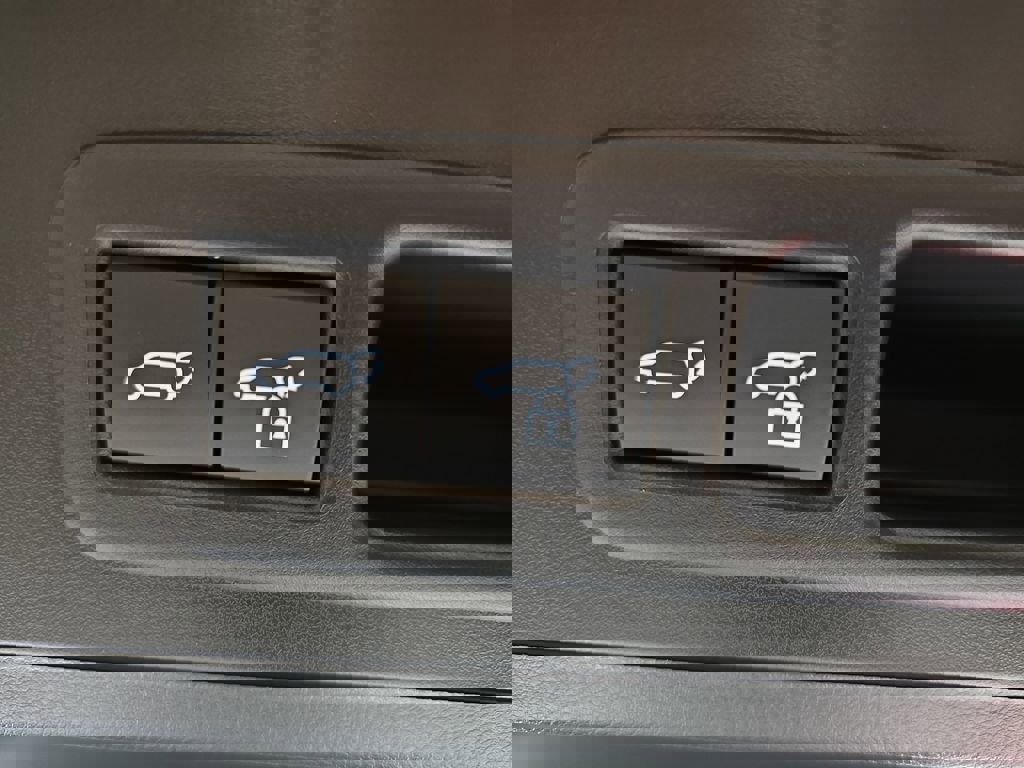 New 2025 Lexus UX 300h 300h Premium image 13