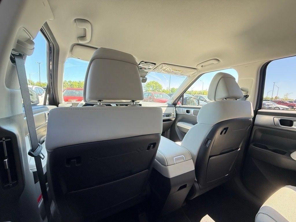 New 2027 Hyundai Santa Fe SEL FWD image 25