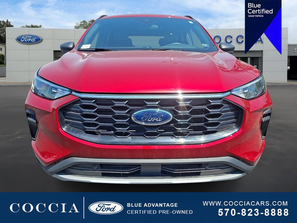 Certified 2025 Ford Escape ST-Line w/ Tech Pack #1 AWD/4WD image 2