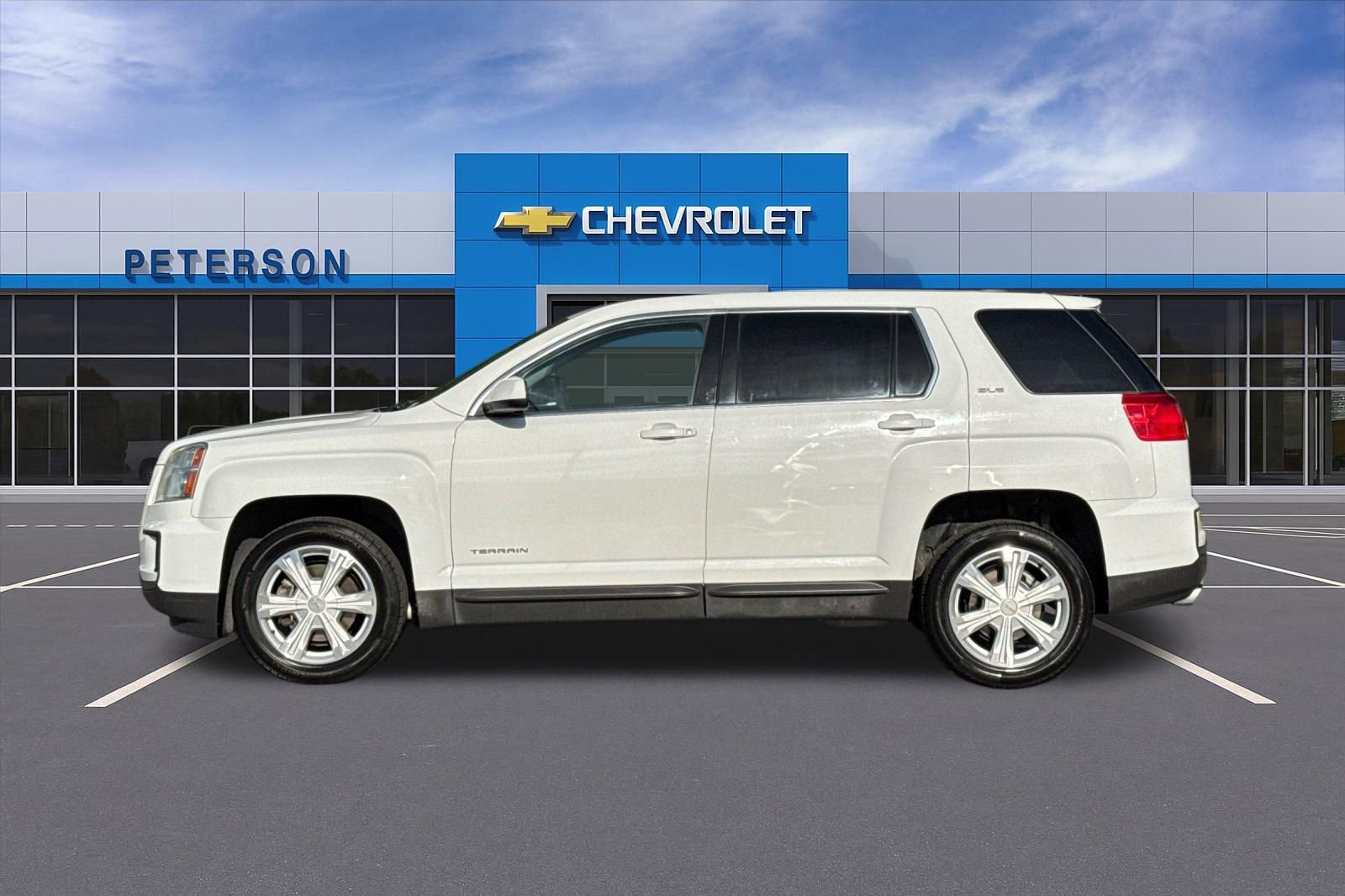 Used 2017 GMC Terrain SLE FWD image 7