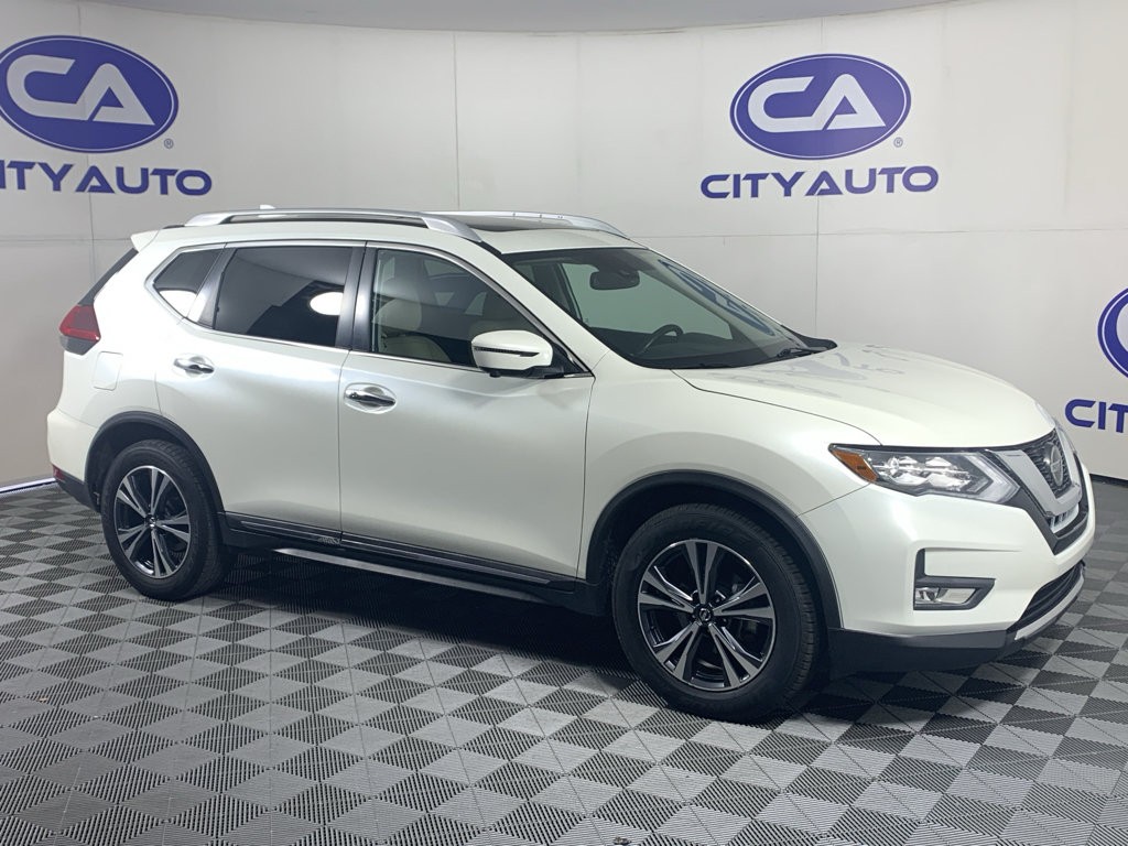 Used 2018 Nissan Rogue SL w/ Premium Package