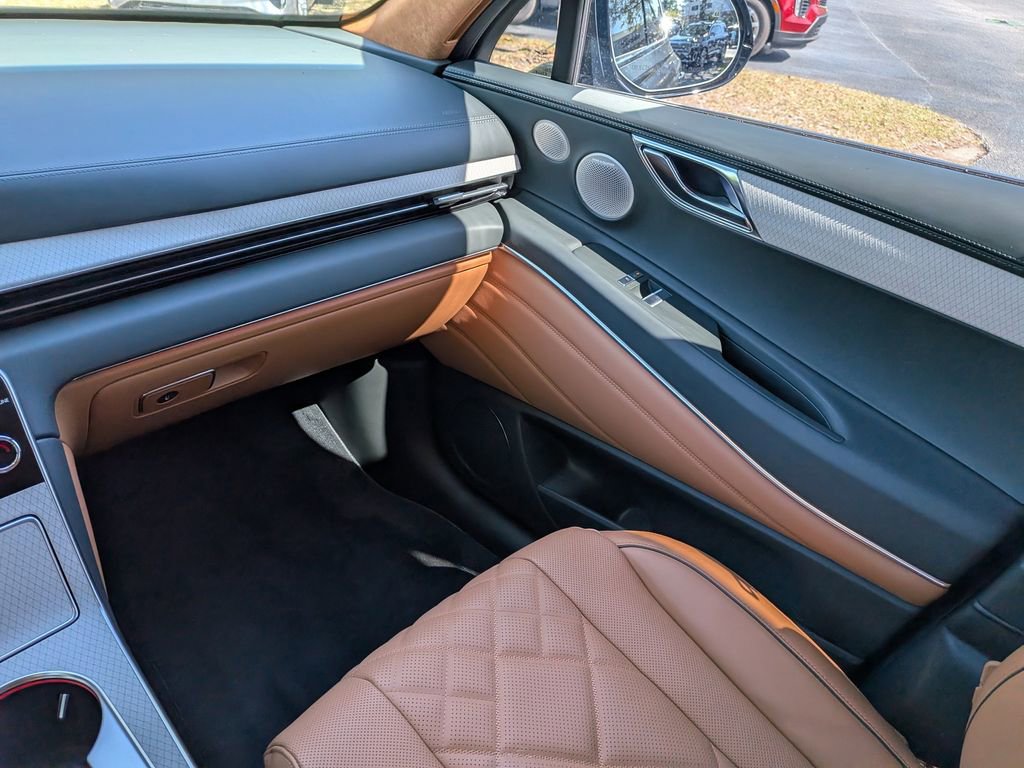 Used 2025 Genesis GV80 3.5T Prestige AWD/4WD image 18
