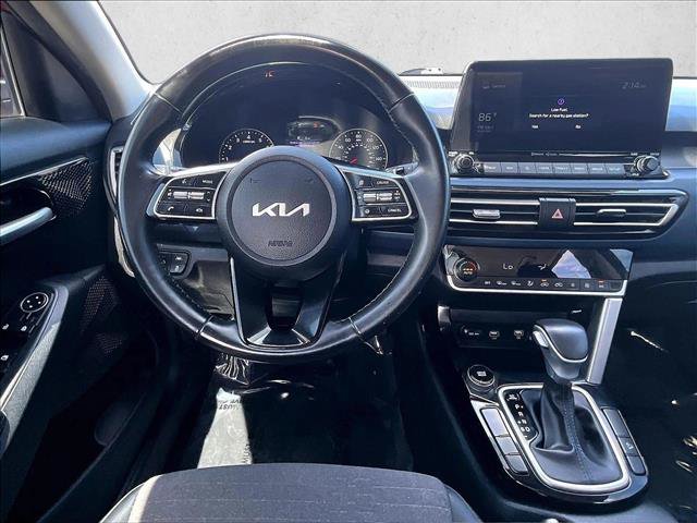 Used 2022 Kia Seltos S FWD image 7