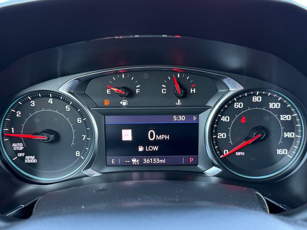 Used 2023 Chevrolet Equinox RS AWD/4WD image 13