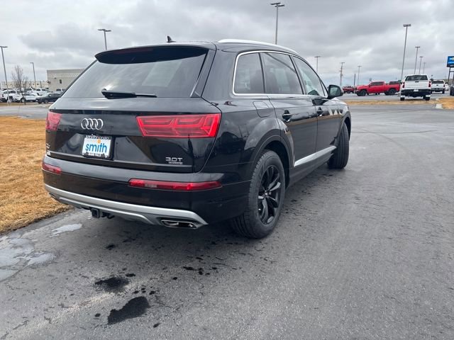 Used 2018 Audi Q7 3.0T Premium Plus image 3