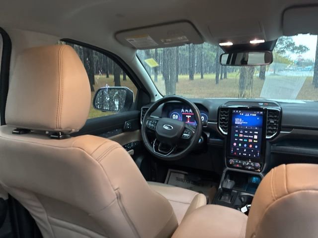 Used 2024 Ford Ranger Lariat w/ FX4 Off-Road Package image 26