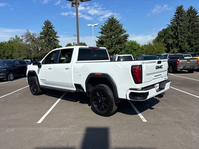 Used 2024 GMC Sierra 2500 AT4 w/ AT4 Premium Plus Package AWD/4WD image 4