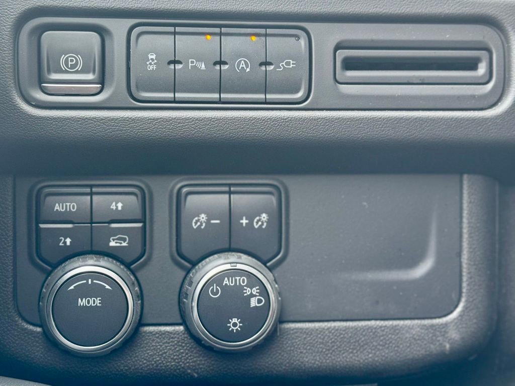 Used 2021 Chevrolet Tahoe LT image 20