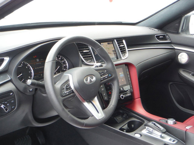 Used 2024 INFINITI QX50 Sport AWD/4WD image 17