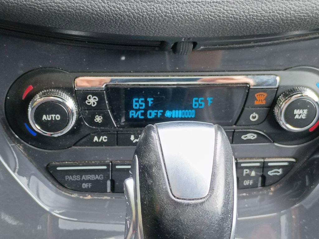 Used 2013 Ford Escape Titanium w/ Parking Technology Pkg FWD image 15