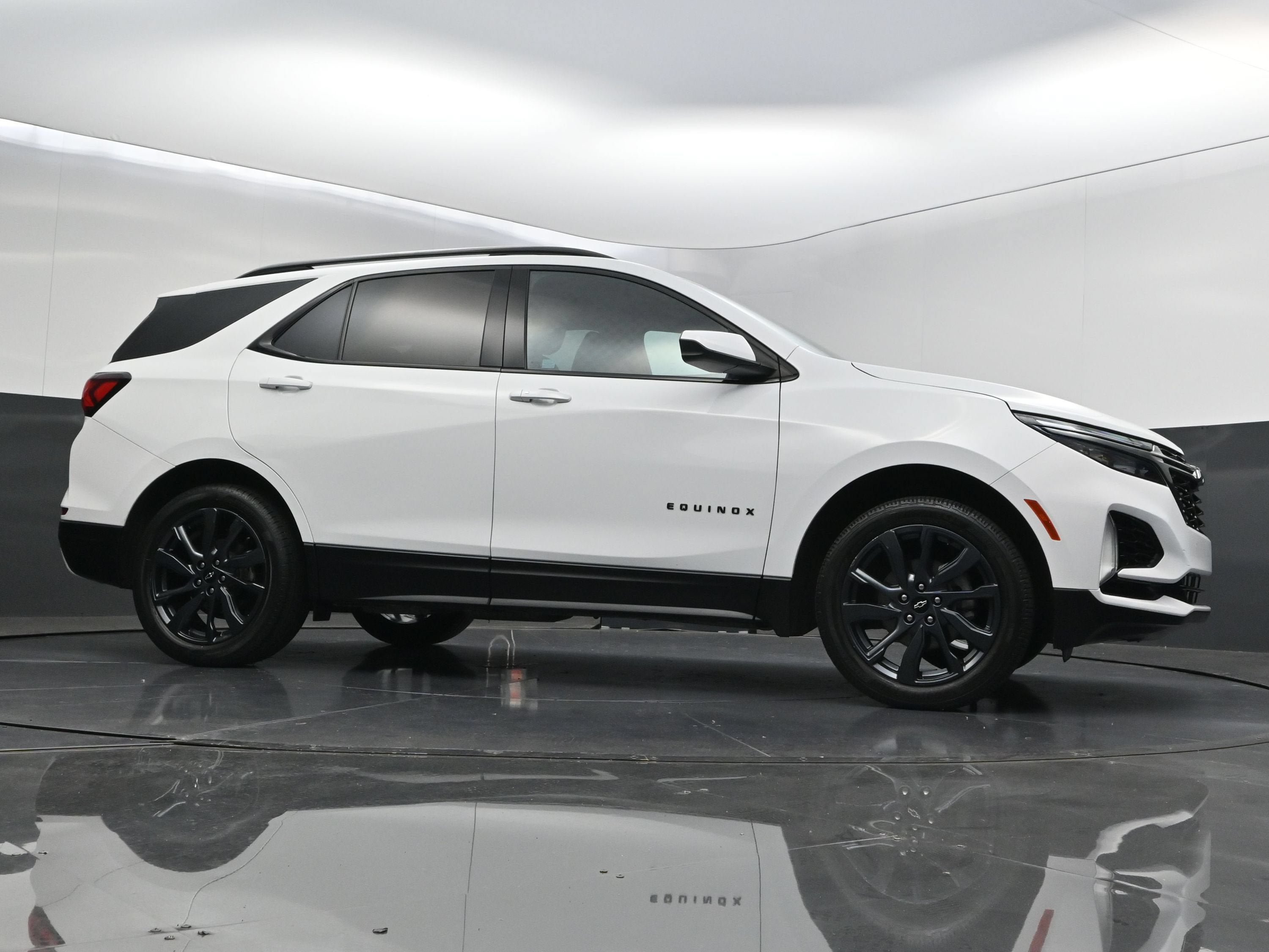 Certified 2022 Chevrolet Equinox RS AWD/4WD image 45
