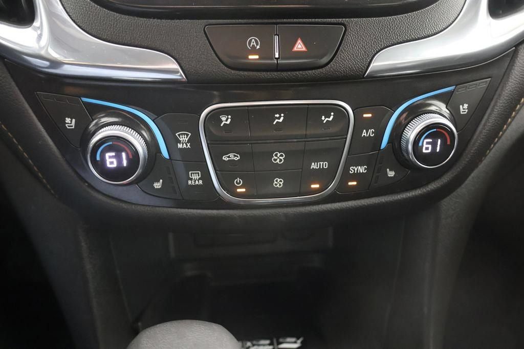 Used 2023 Chevrolet Equinox Premier AWD/4WD image 16