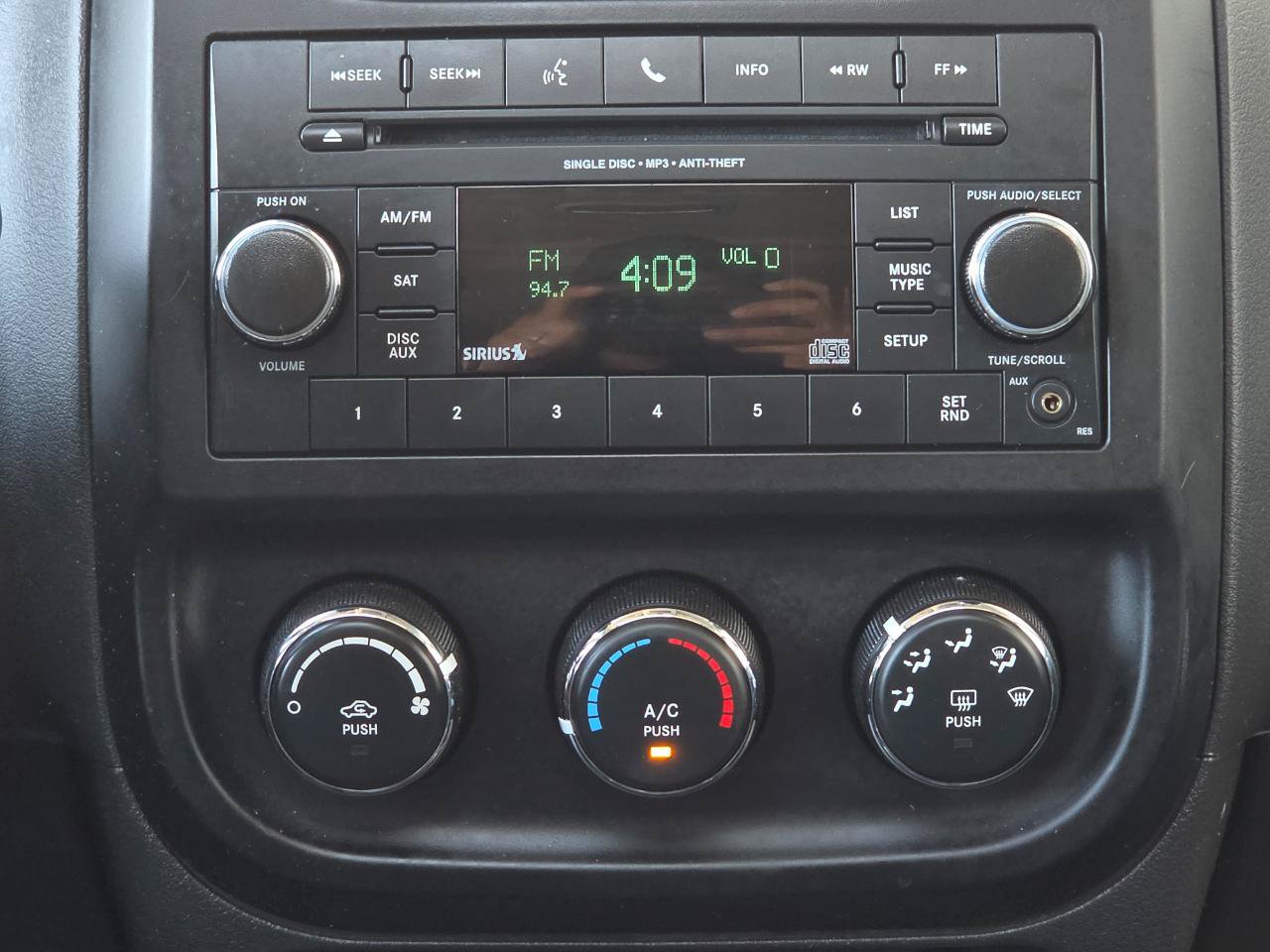 Used 2016 Jeep Patriot Sport w/ Power Value Group AWD/4WD image 21