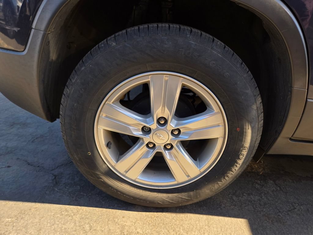 Used 2019 Chevrolet Trax LS w/ Tint and Cruise Package FWD image 4