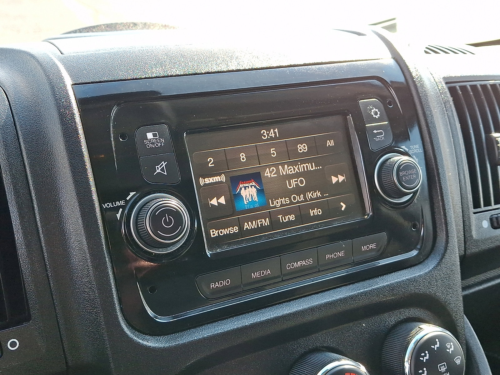 Used 2019 RAM ProMaster 1500 w/ Premium Appearance Group image 18