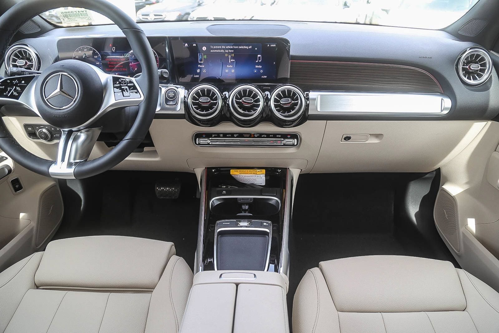 New 2026 Mercedes-Benz GLB 250 4MATIC image 11