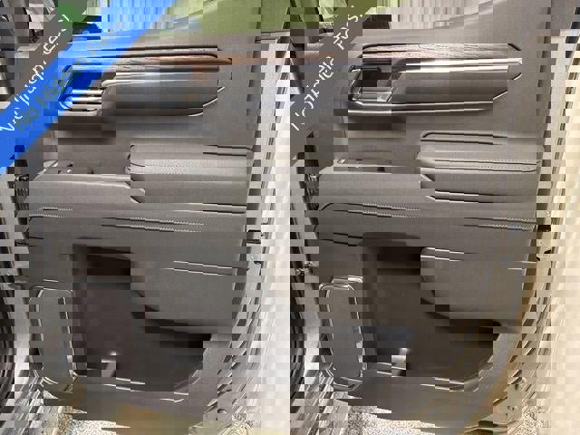 New 2026 GMC Sierra 1500 SLT w/ SLT Premium Package image 19