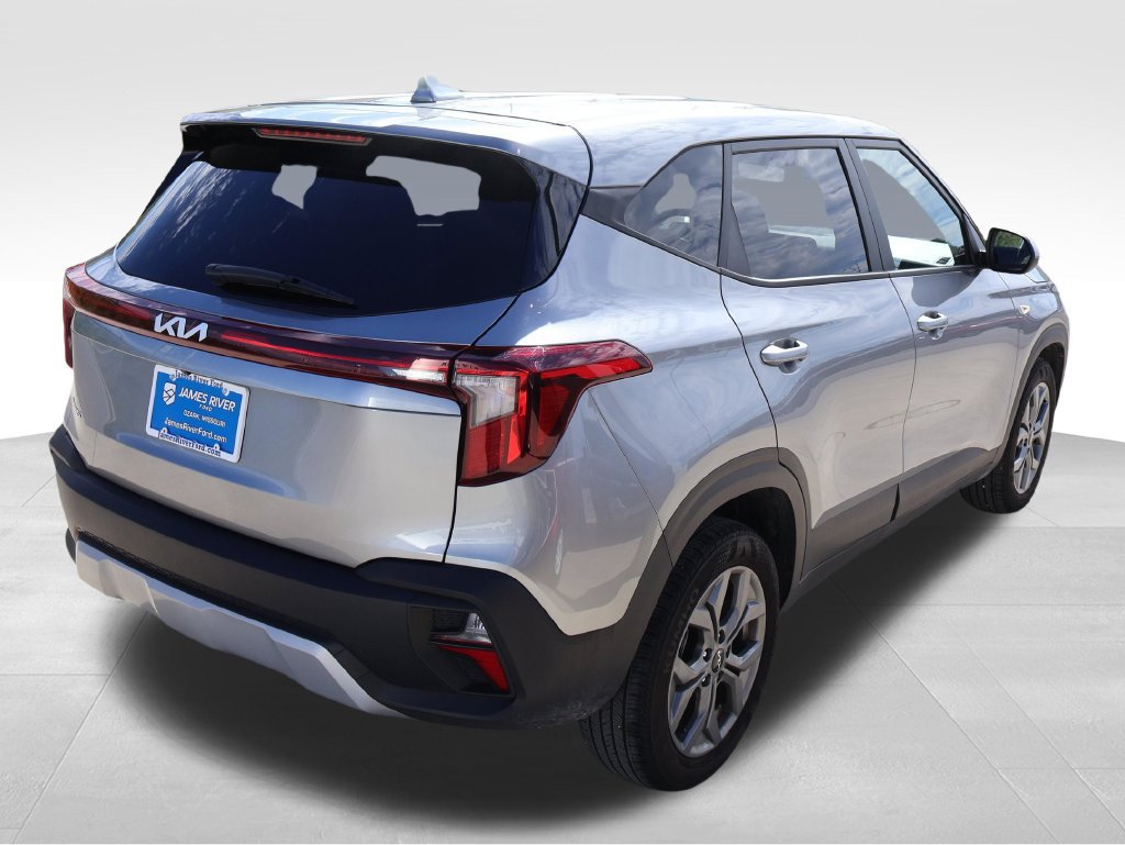 Used 2026 Kia Seltos LX FWD image 5