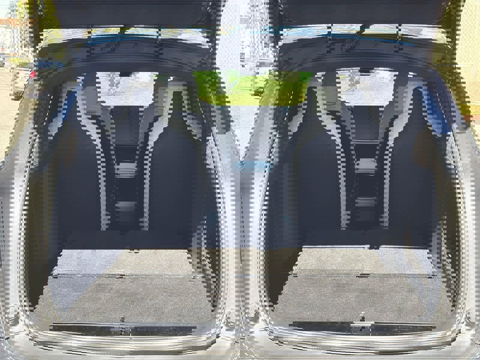 Used 2022 Tesla Model X Plaid image 32