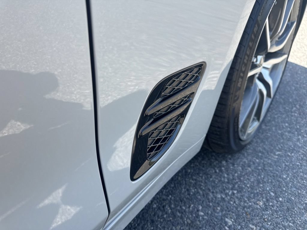 Used 2025 Genesis G70 2.5T AWD/4WD image 17