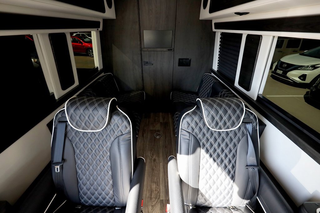 Used 2023 Mercedes-Benz Sprinter 3500 image 16