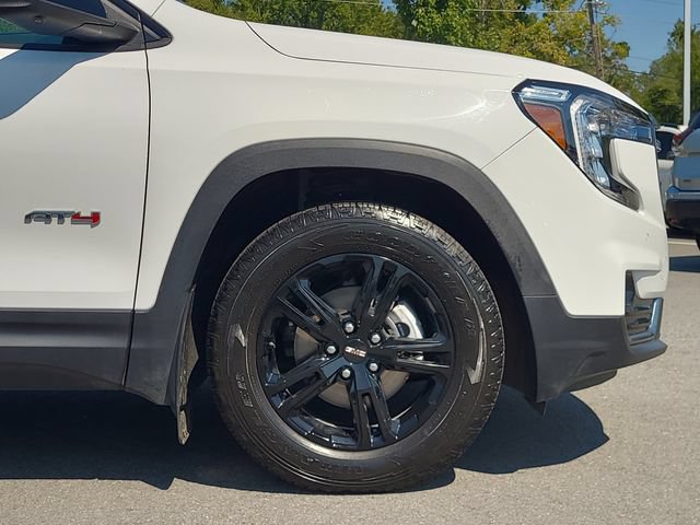 Used 2022 GMC Terrain AT4 w/ Infotainment Package II AWD/4WD image 9