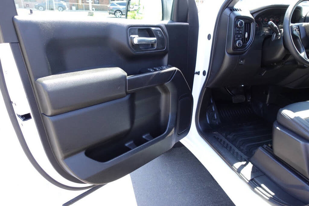 Used 2024 Chevrolet Silverado 1500 W/T w/ WT Value Package AWD/4WD image 17