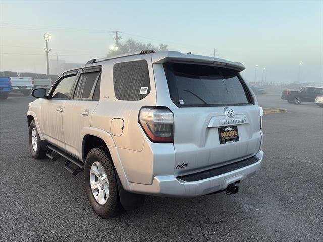 Used 2022 Toyota 4Runner SR5 Premium w/ Moonroof Package RWD image 5
