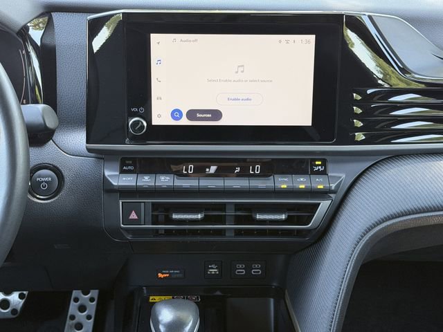 Certified 2025 Toyota Camry SE FWD image 17