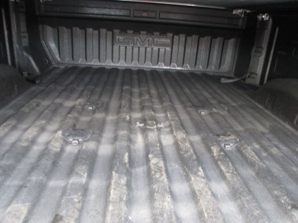 Used 2024 GMC Sierra 2500 SLT w/ SLT Premium Package image 8