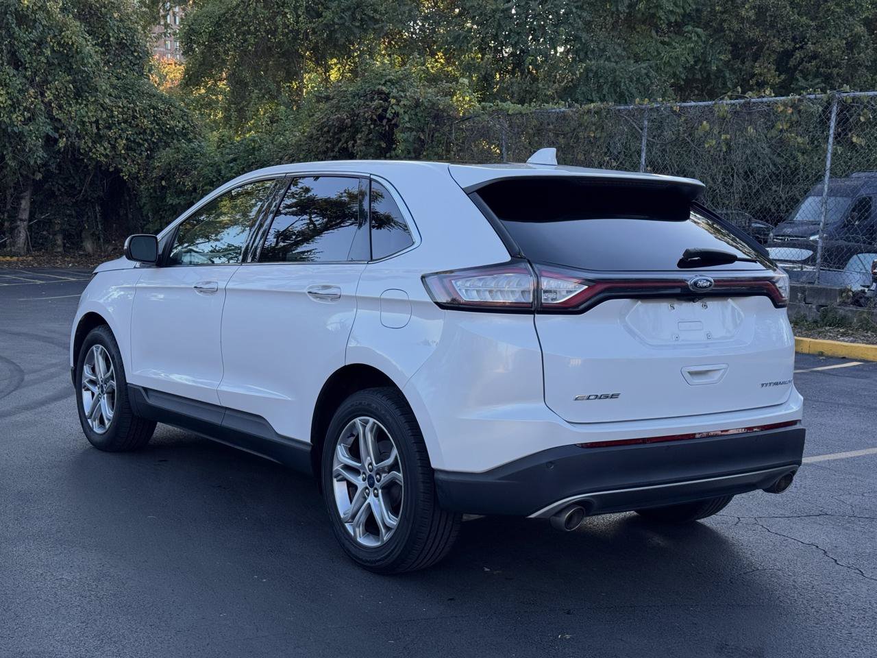 Used 2015 Ford Edge Titanium w/ Equipment Group 301A FWD image 5