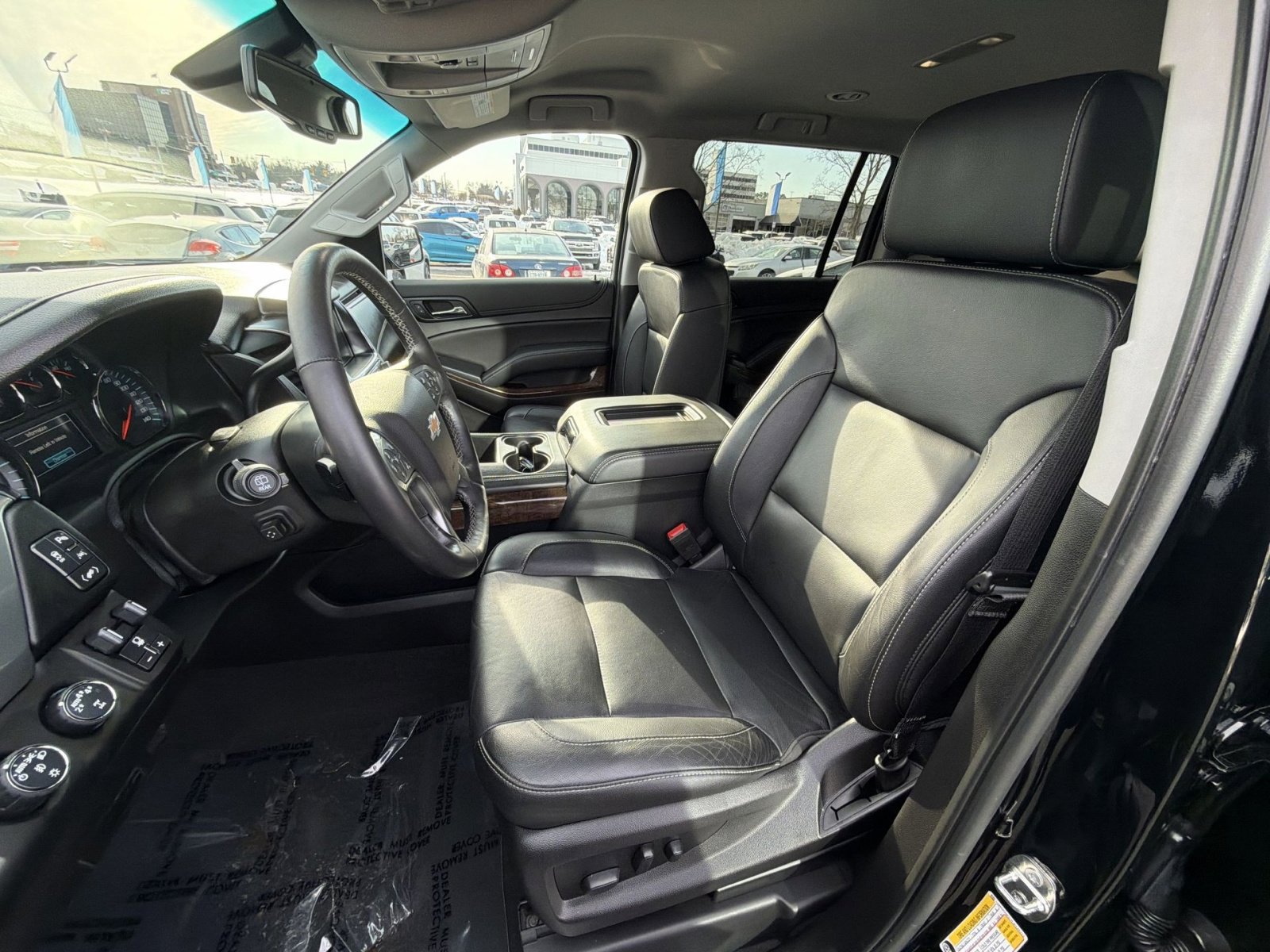 Used 2020 Chevrolet Suburban LT w/ Luxury Package image 13