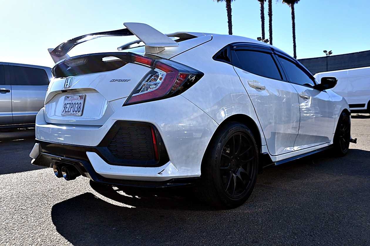Used 2019 Honda Civic Sport image 7
