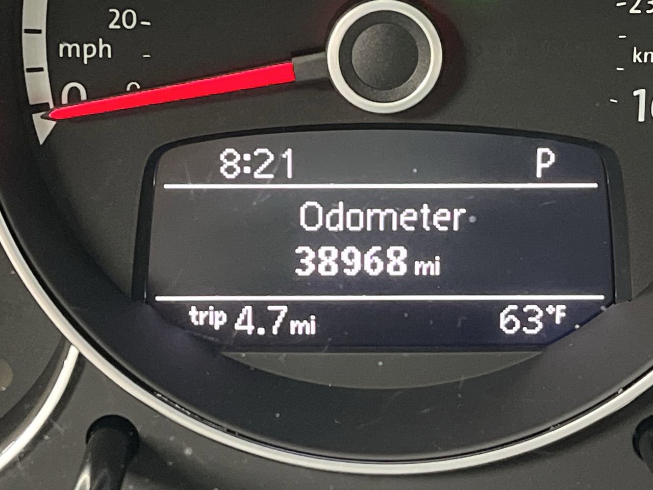 Used 2013 Volkswagen Beetle 2.5 FWD image 13