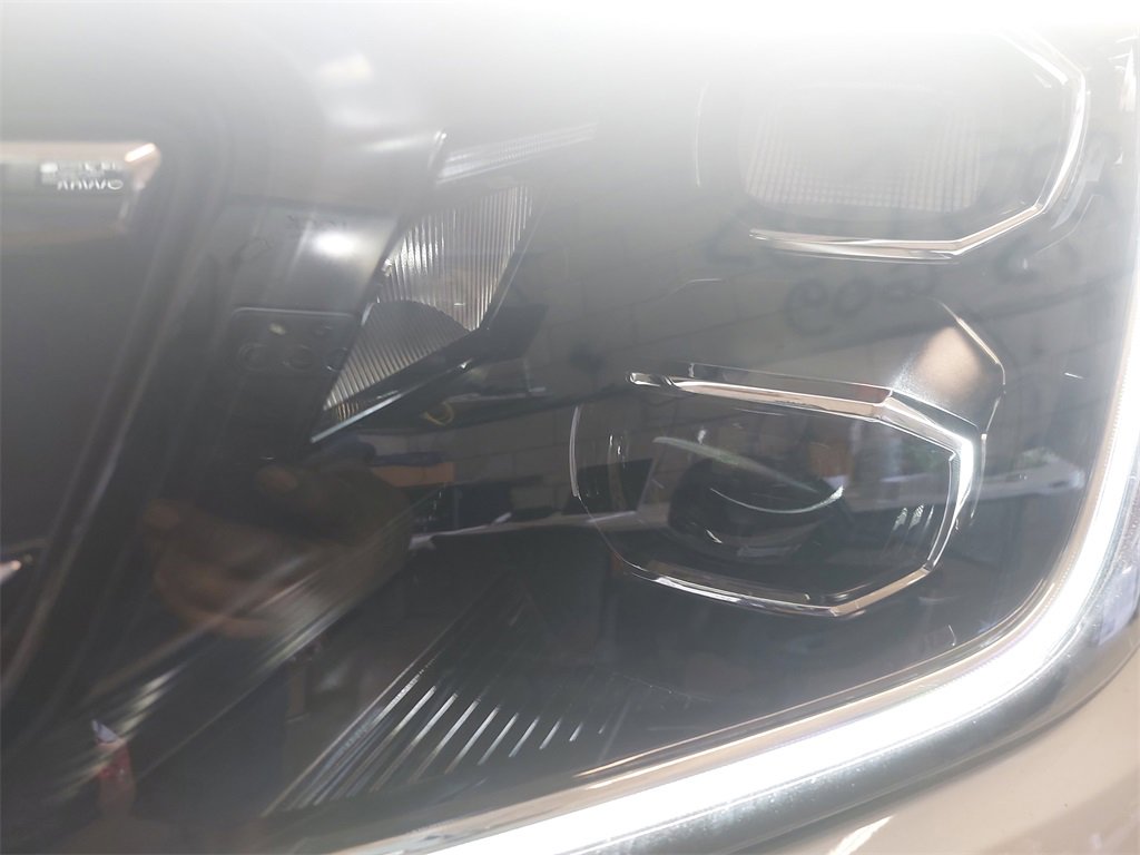 New 2025 Volkswagen Atlas Peak Edition SE image 32