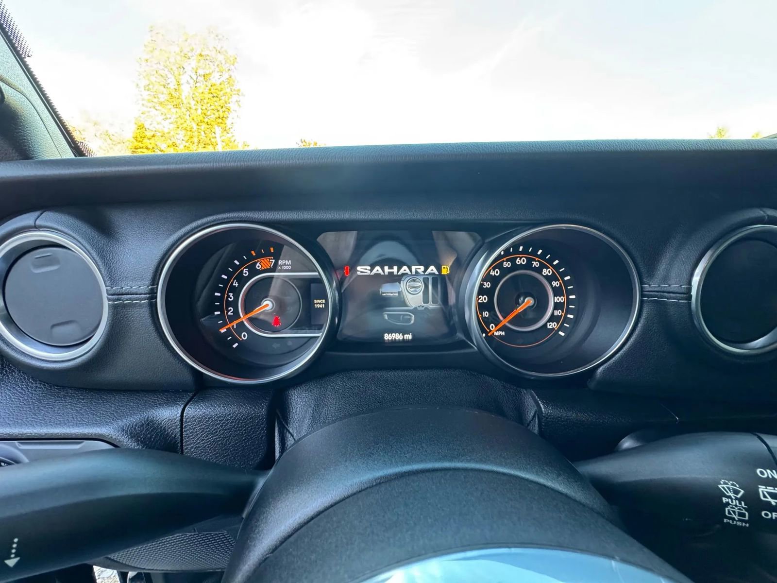 Used 2020 Jeep Wrangler Unlimited Sahara AWD/4WD image 17