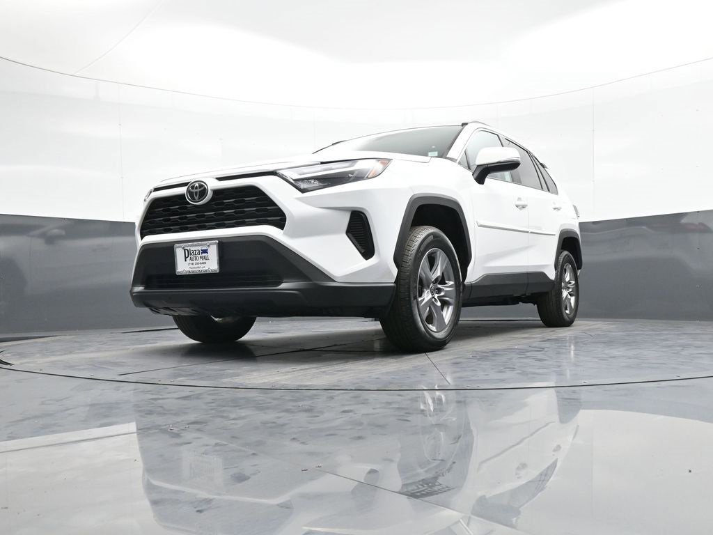 Certified 2022 Toyota RAV4 XLE image 27