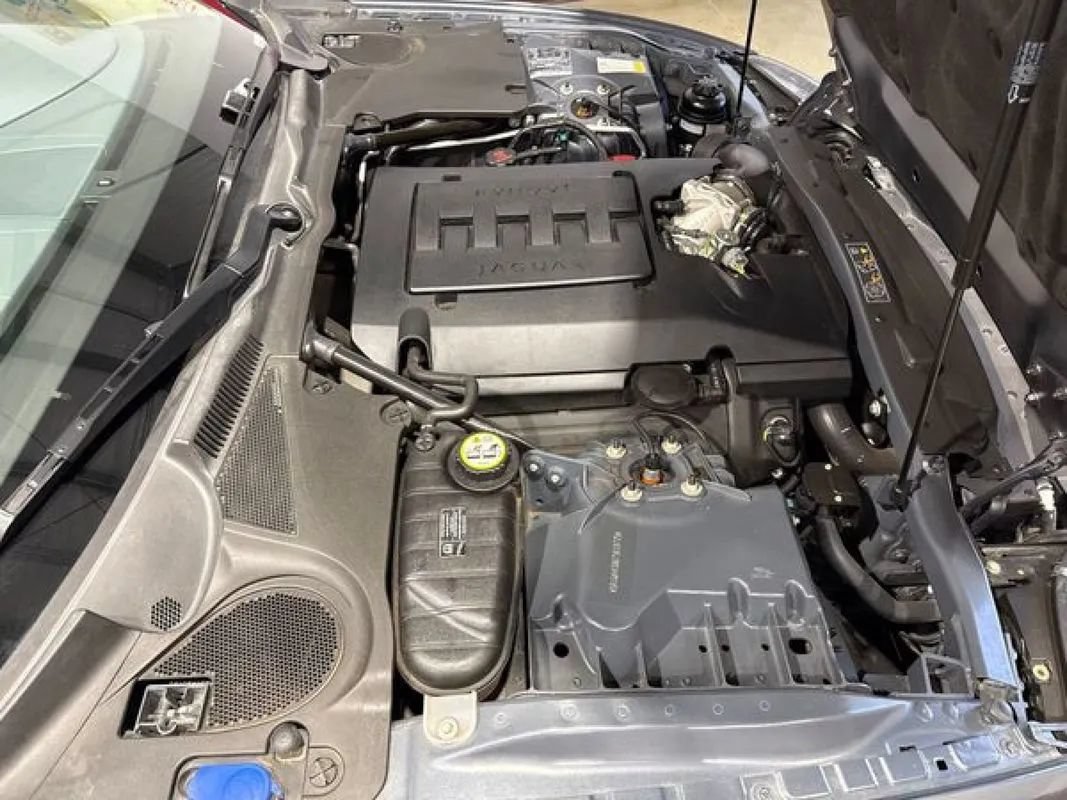 Used 2007 Jaguar XK Coupe RWD image 64