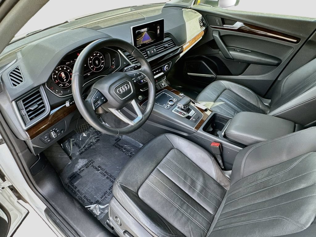 Used 2018 Audi Q5 2.0T Premium Plus w/ Premium Plus Package AWD/4WD image 4