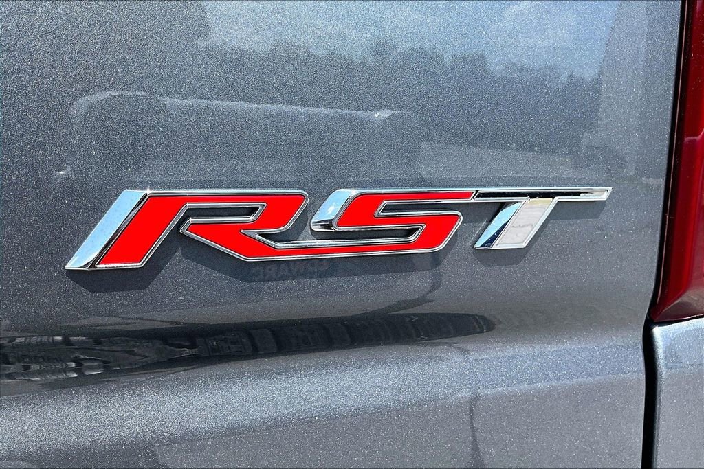 Used 2020 Chevrolet Silverado 1500 RST AWD/4WD image 25