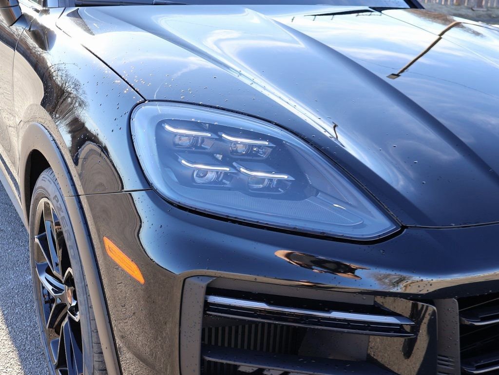 New 2026 Porsche Cayenne Turbo GT AWD/4WD image 14