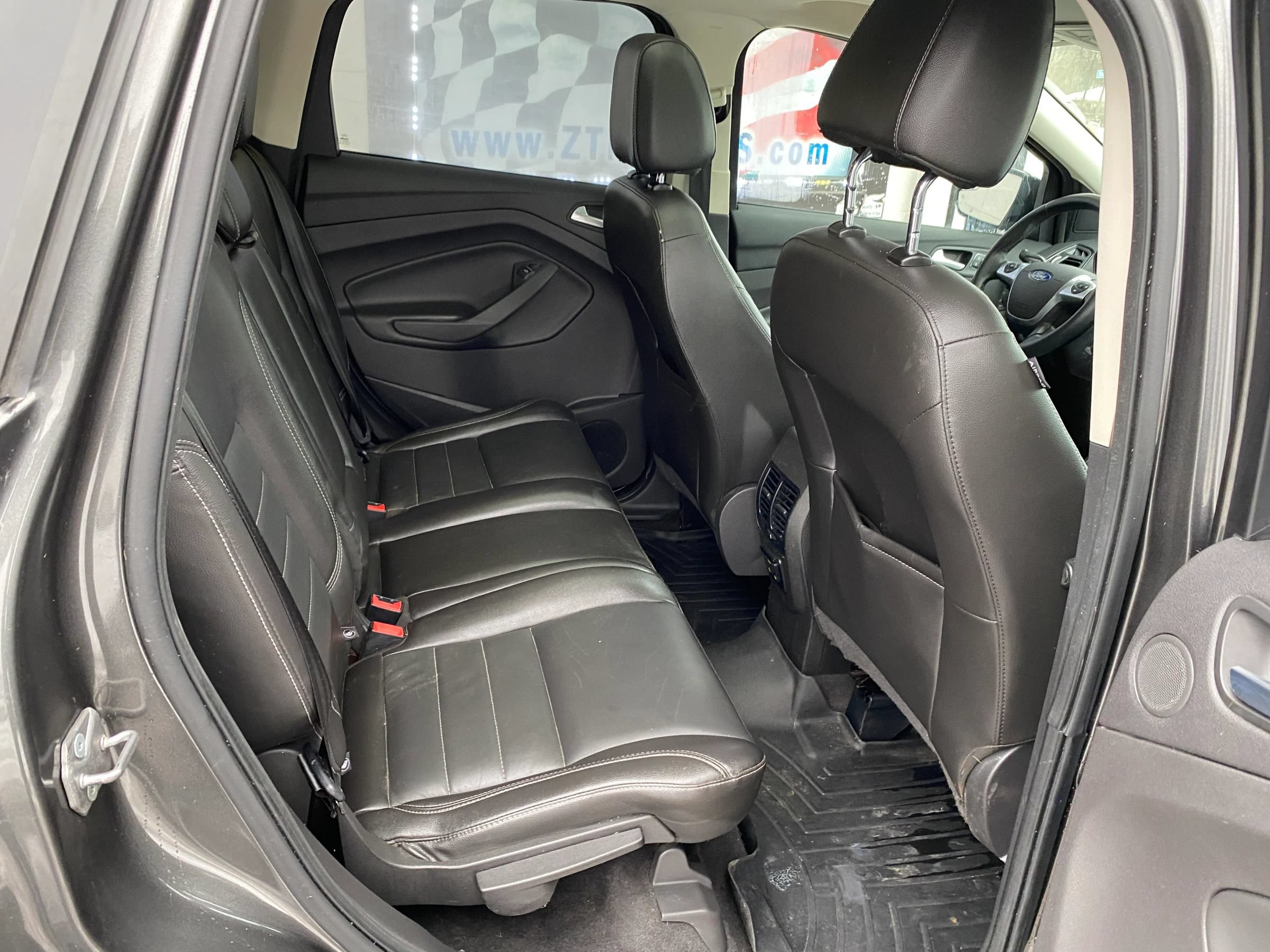 Used 2016 Ford Escape Titanium AWD/4WD image 12