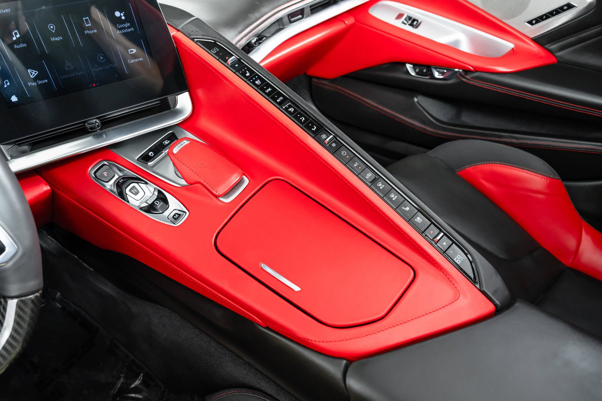 Used 2024 Chevrolet Corvette Z06 RWD image 16